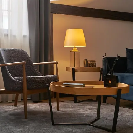 Industrial 1853. Hotel 4*