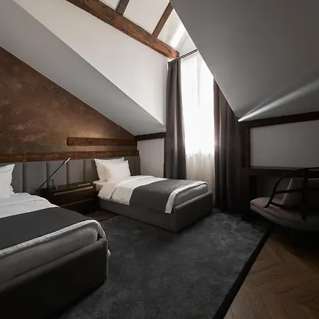 Industrial 1853. Hotel 4*