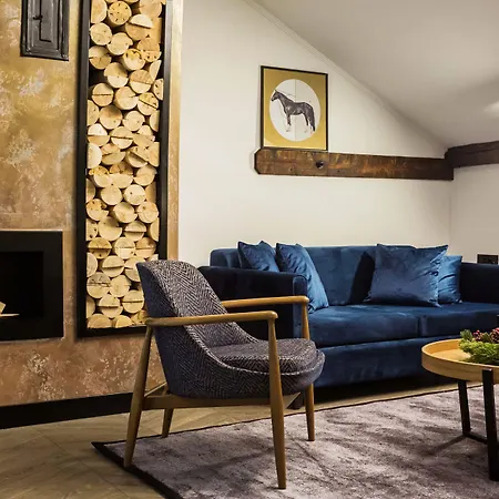 호텔 Industrial 1853. 크라구예바츠