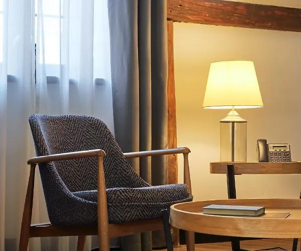 Industrial 1853. Hotel 4*